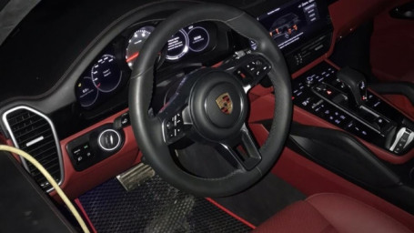 В Башкирии задержали троих оренбуржцев, угнавших "Porsche Cayenne" в Бузулуке