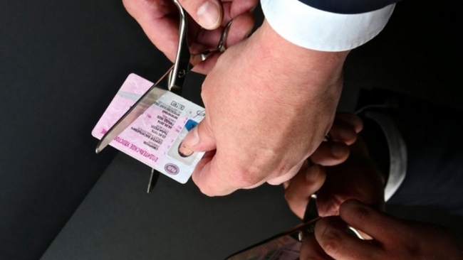 В Бугуруслане прокурор просил суд лишить местного жителя водительских прав