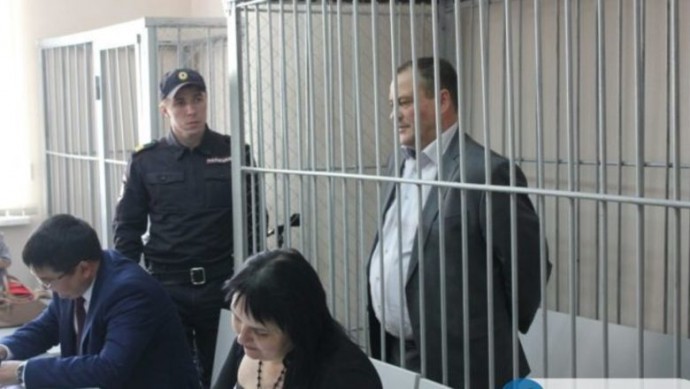 Областной суд вдвое сократил срок содержания в СИЗО экс-министру М. Маслову