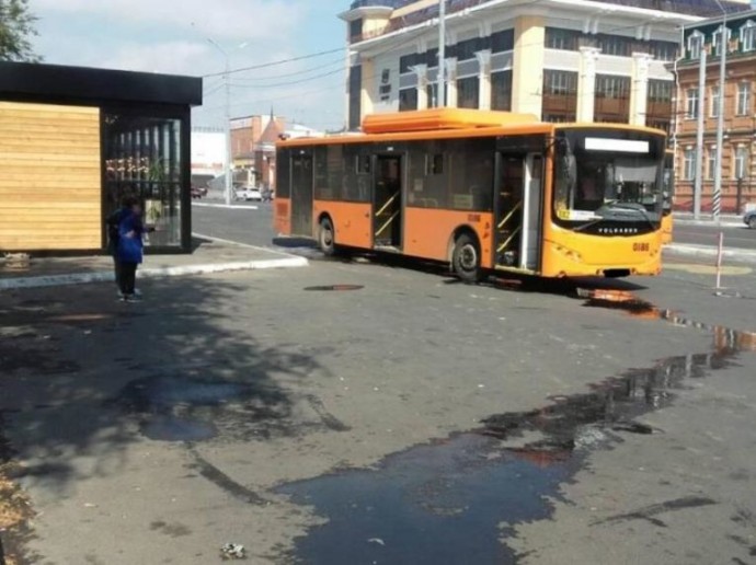 В Оренбурге автобус наехал на ногу пожилой женщине