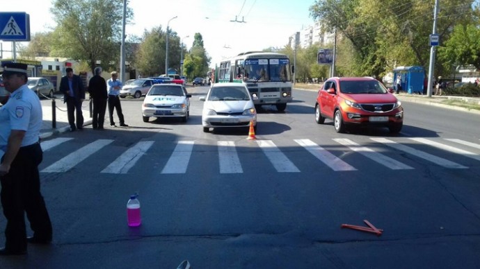 На пешеходном переходе в Оренбурге насмерть сбита пожилая женщина
