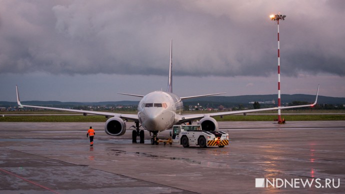 ​В самолёте Utair, который сел в Оренбурге, умер ребёнок: причина известна