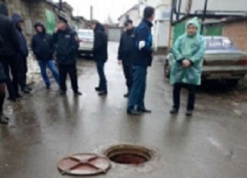 ​В Бузулуке женщина расправилась с сожителем и спустила его в канализацию