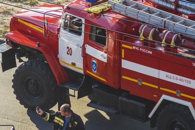 В Сорочинске сгорел жилой дом на площади 140 кв.м В Сорочинске сгорел жилой дом на площади 140 кв.м