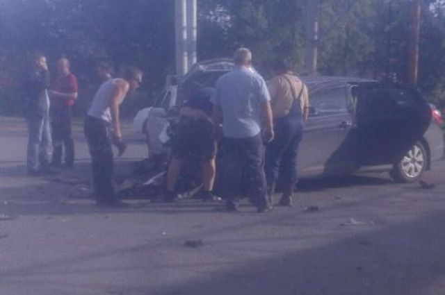 В Оренбурге при столкновении двух иномарок погибла женщина