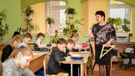 Бузулукские учителя получат премии в 200 тысяч рублей