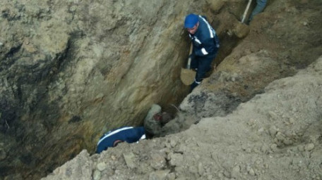 В Орске на улице Заслонова обвал грунта заживо похоронил мужчину