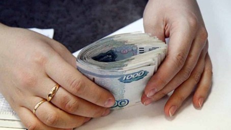 Бузулучанка, работая в должности продавца, присвоила 11 500 рублей