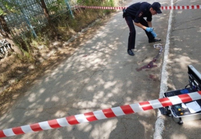 В Оренбурге женщина убила мать на глазах у прохожих